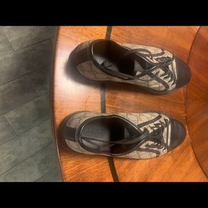 Gucci shoes